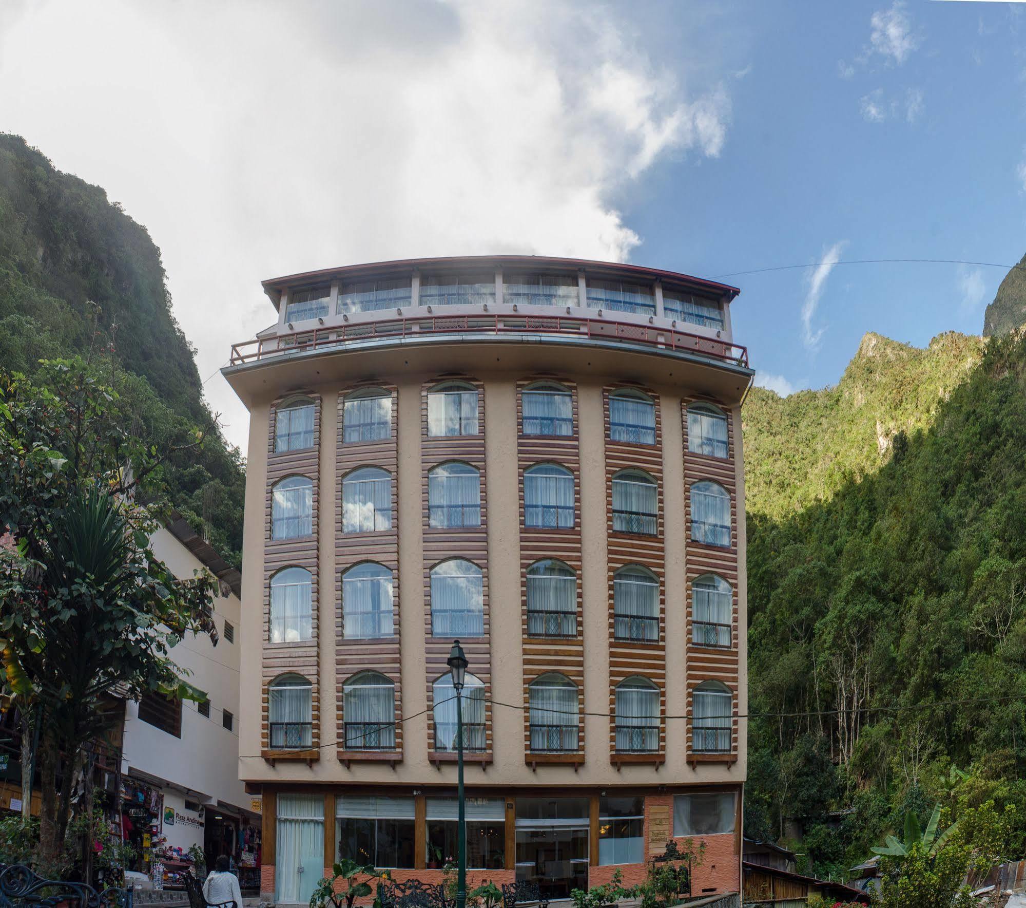 Hotel Taypikala Machupicchu Exterior photo